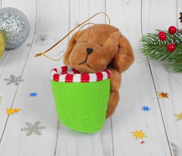 Мягка игрушка-подвеска Собачка с корзинкой, цвета МИКС