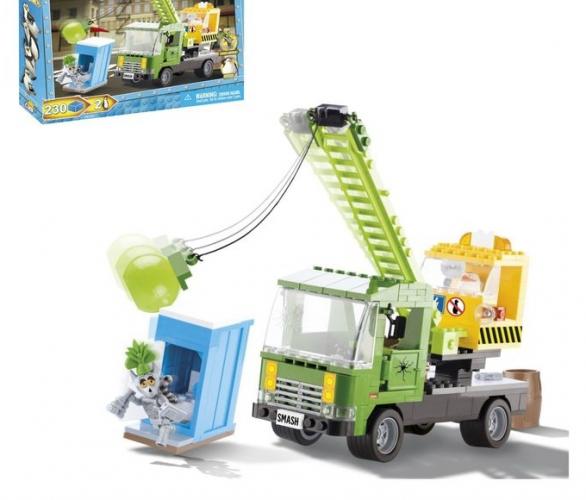 Конструктор Cobi Penguins of Madagasca 26230 Swing &amp; Smash Crane